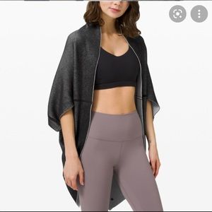 Lululemon Exaltation Wrap
